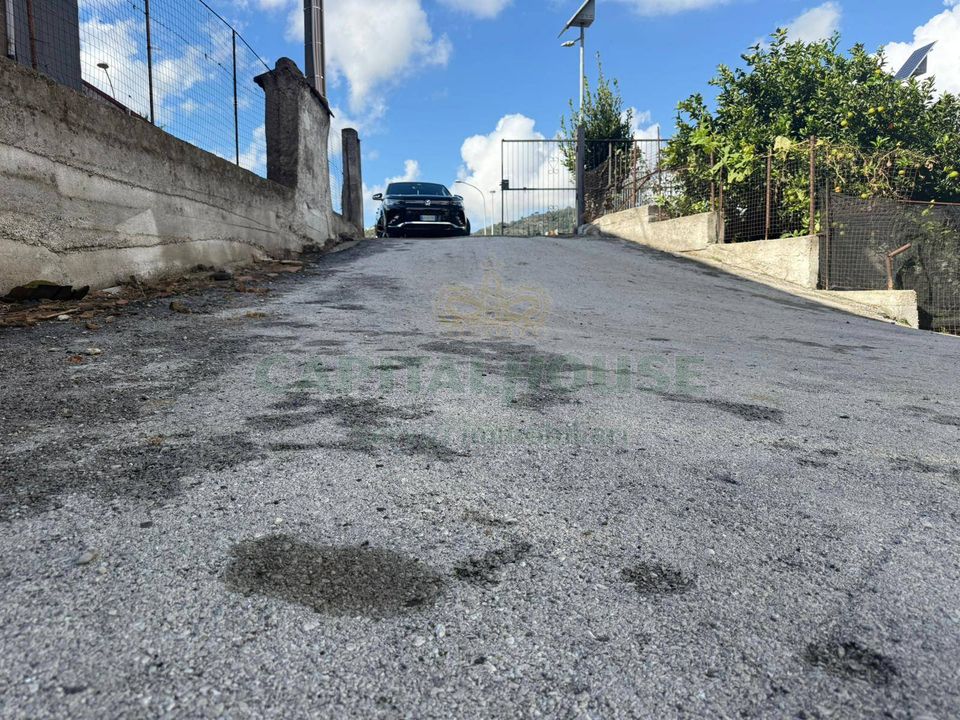 Erhvervsejendom i Fisciano, Salerno - foto 4
