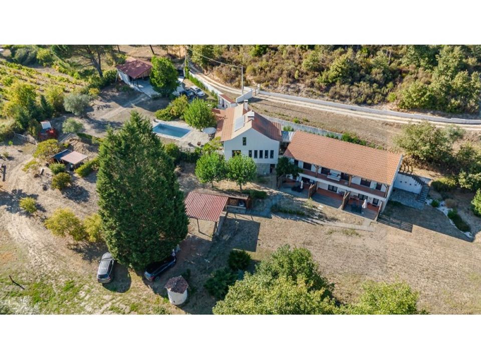 Farm i Covas e Vila Nova de Oliveirinha, Coimbra - foto 1