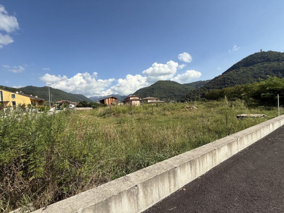 Helårsgrund i Badia Calavena, Verona - foto 1