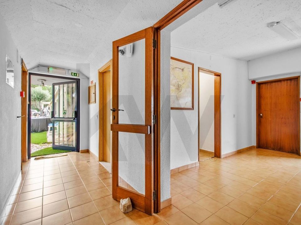 Erhvervsejendom i Alvor, Faro - foto 2