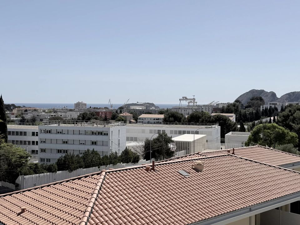 Lejlighed i La Ciotat, Bouches-du-Rhone - foto 1