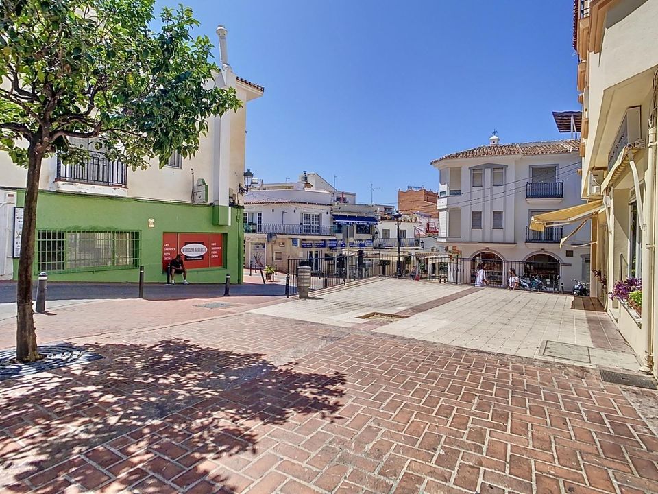 Helårsgrund i Benalmadena, Malaga - foto 4