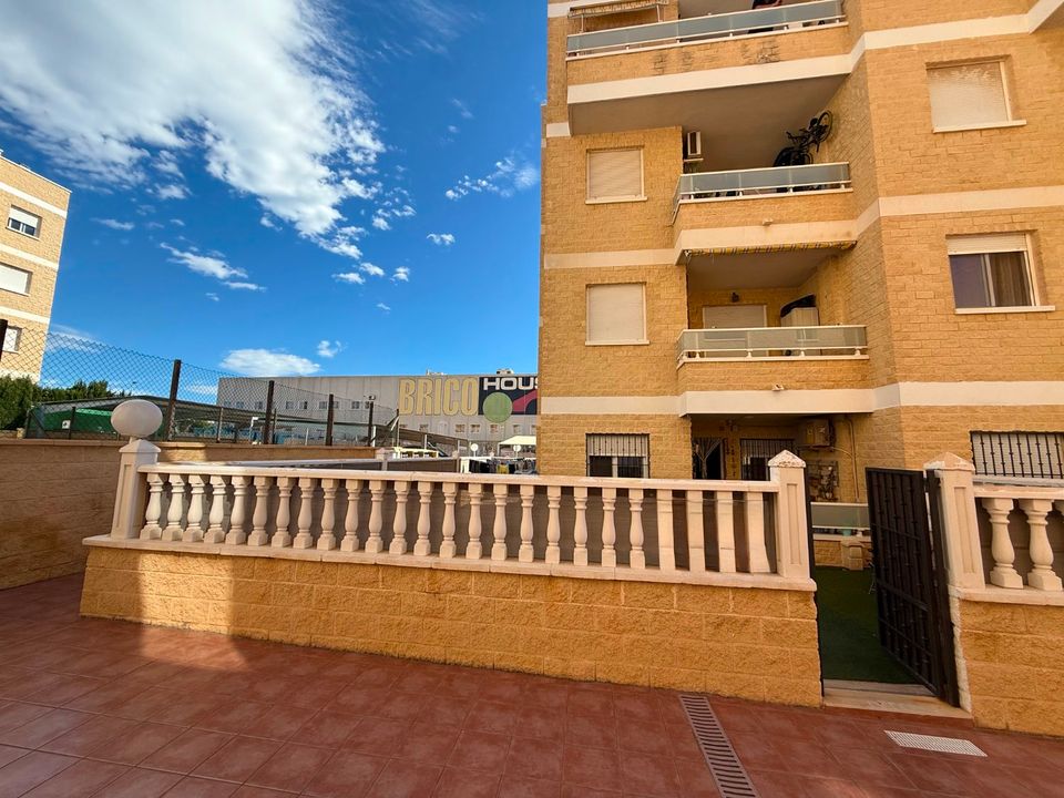 Lejlighed i Torrevieja, Alicante - foto 2