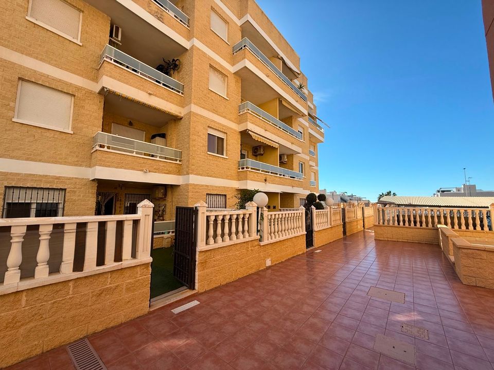 Lejlighed i Torrevieja, Alicante - foto 3