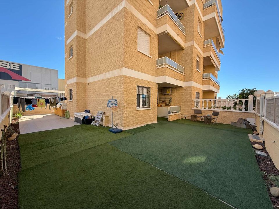 Lejlighed i Torrevieja, Alicante - foto 1