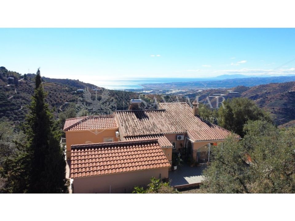 Villa i Sayalonga, Malaga - foto 1