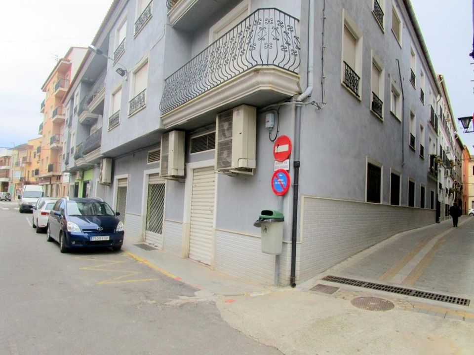 Erhvervsejendom i Mogente, Valencia - foto 1