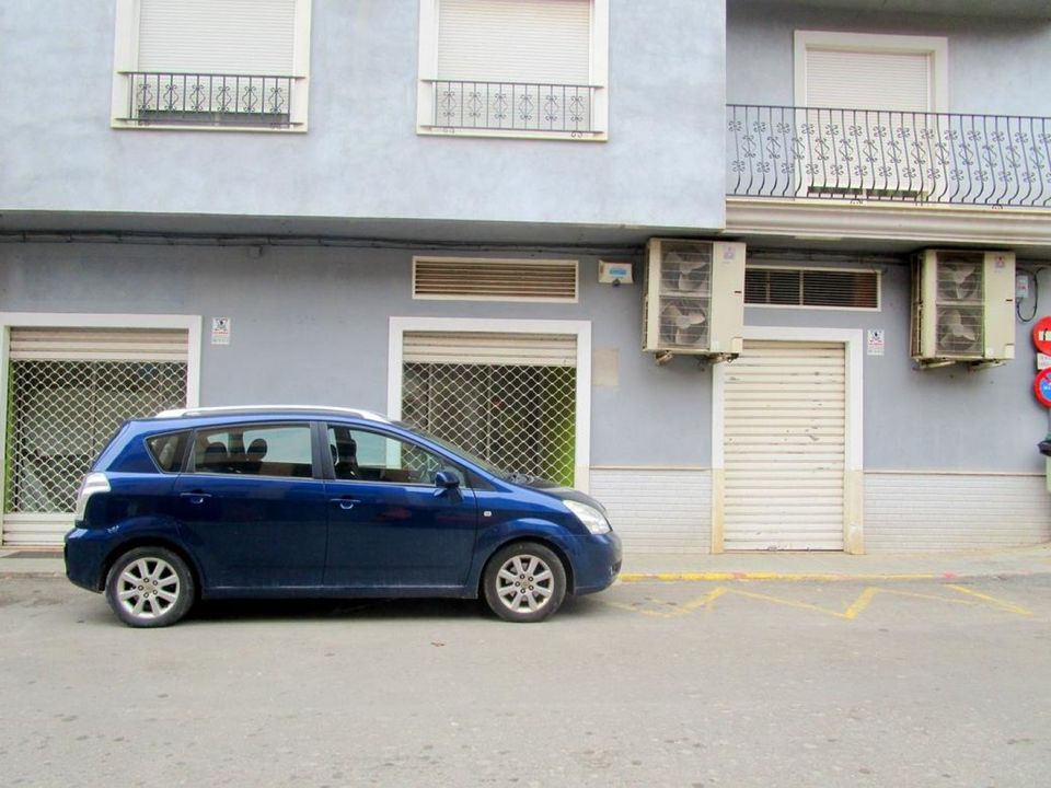 Erhvervsejendom i Mogente, Valencia - foto 2