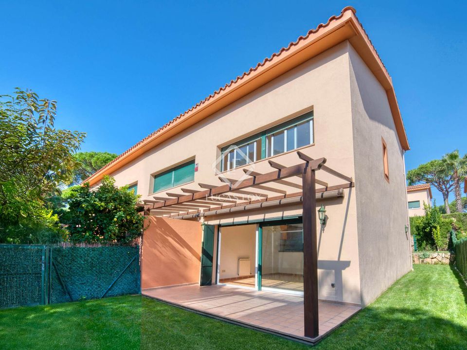 Villa i Sant Feliu De Guixols, Gerona - foto 1