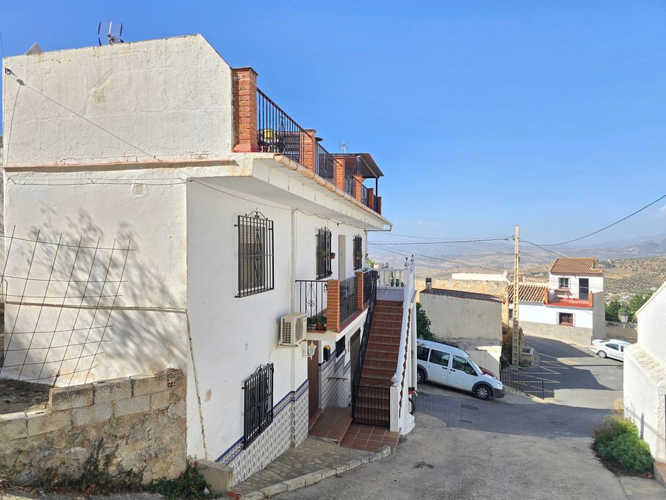 Landsbyhus i Alcaucin, Malaga - foto 4
