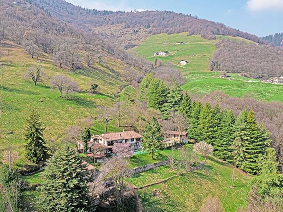 Landejendom i Vigolo, Bergamo - foto 4