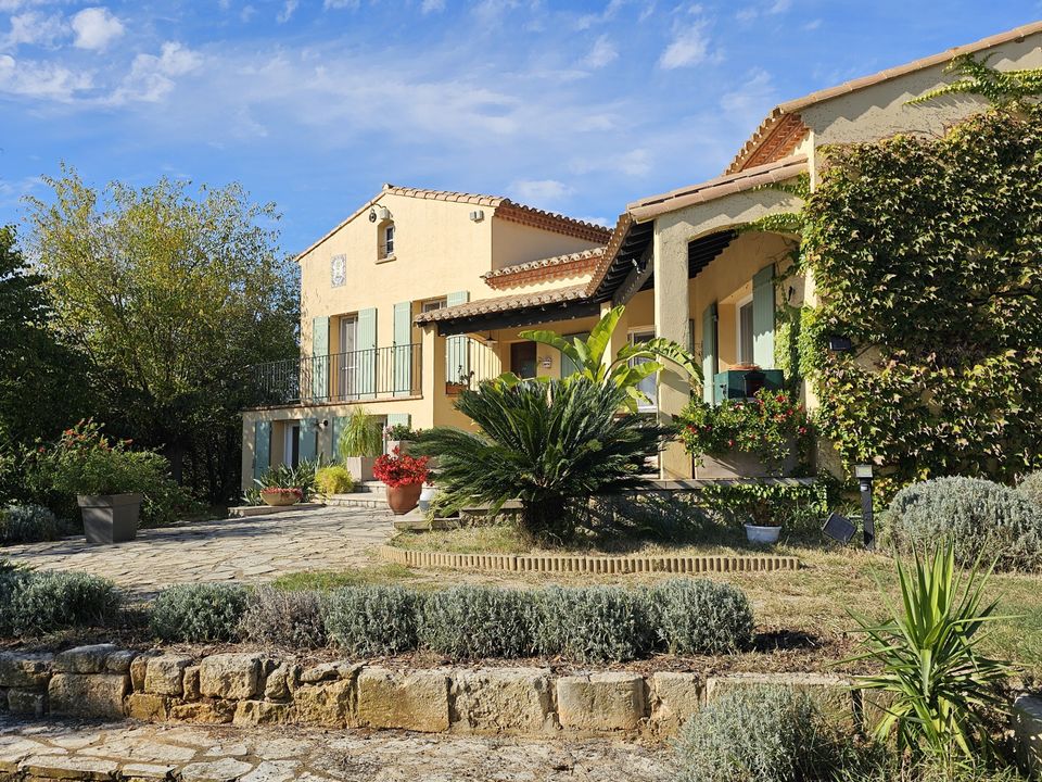Villa i Saint-Gilles, Gard - foto 4
