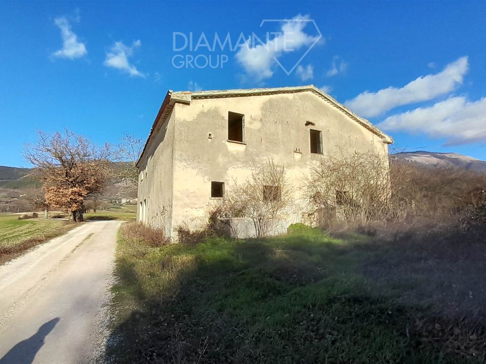 Farm hus i Costacciaro, Perugia - foto 1