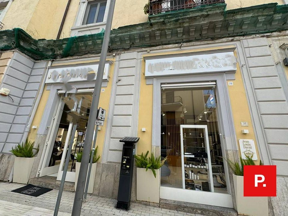 Erhvervsejendom i Caserta, Caserta - foto 1