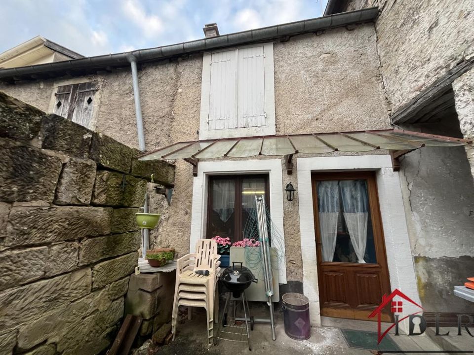 Casa de pueblo en Bourbonne-les-Bains, Haute-Marne - foto 2