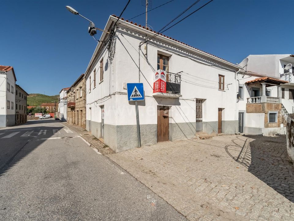 Landsbyhus i Guarda, Guarda - bilde 1