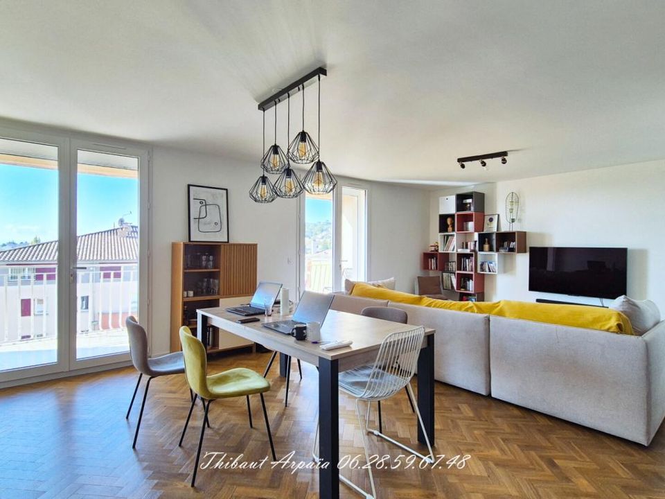 Lejlighed i Manosque, Alpes-de-Haute-Provence - foto 1