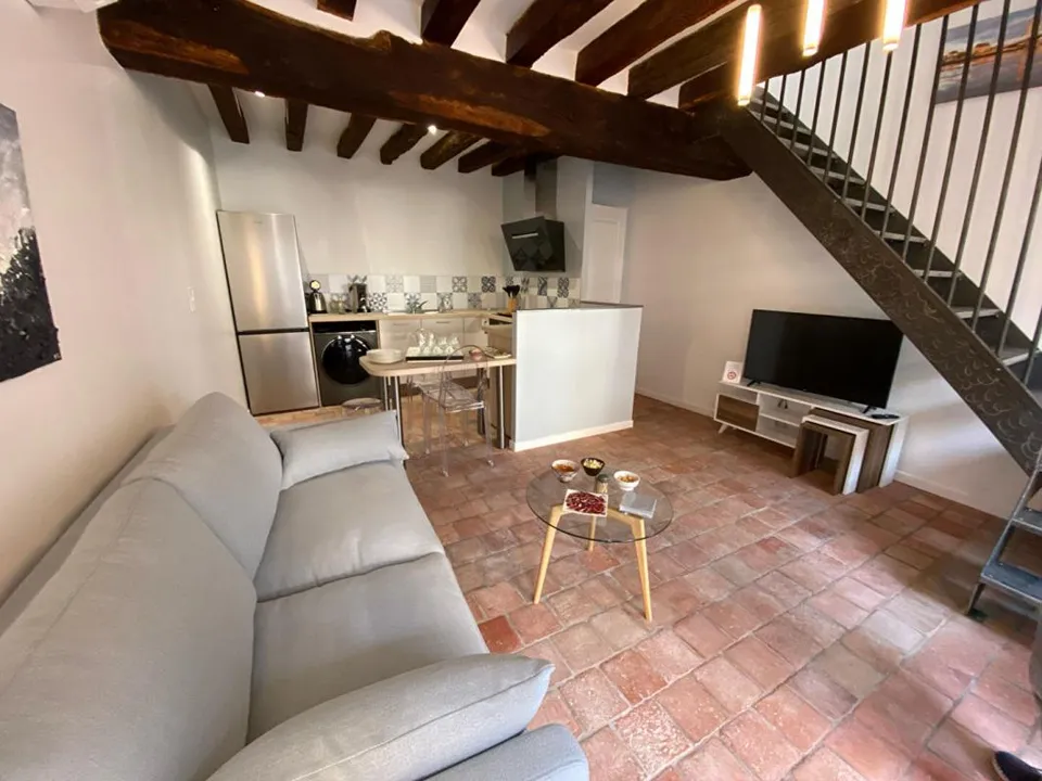 Villa i Cosne-Cours-Sur-Loire, Nievre - bilde 1