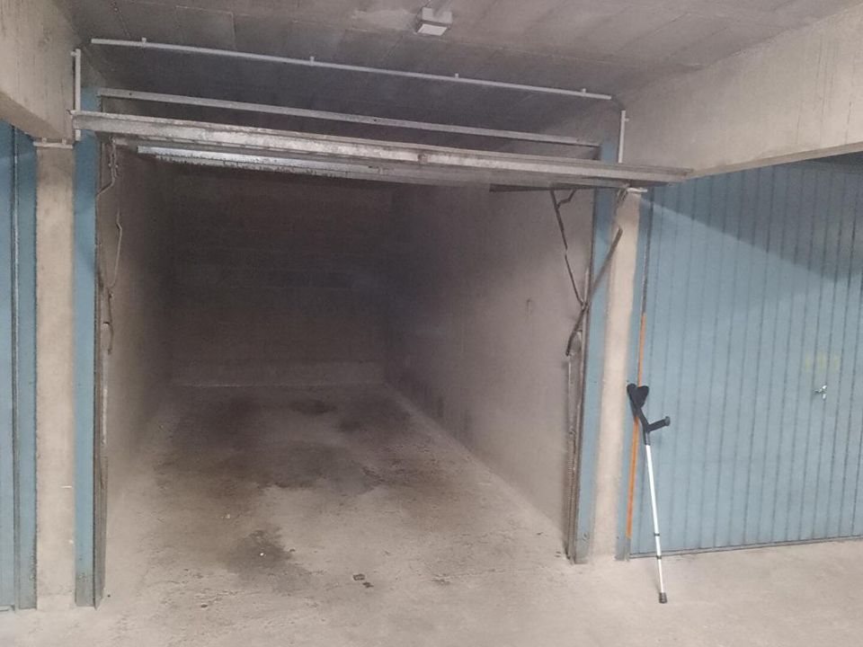 Parkeringsplads i Rennes, Ille-et-Vilaine - foto 2