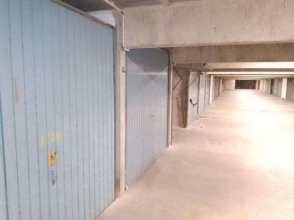 Parkeringsplads i Rennes, Ille-et-Vilaine - foto 4