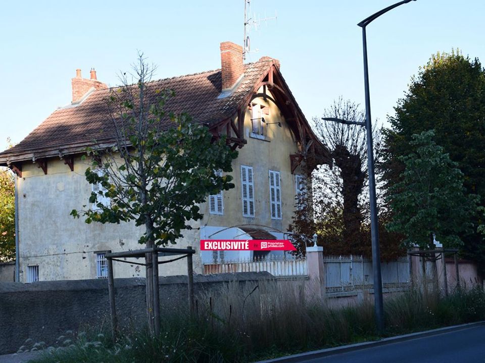 Villa i Vichy, Allier - foto 1