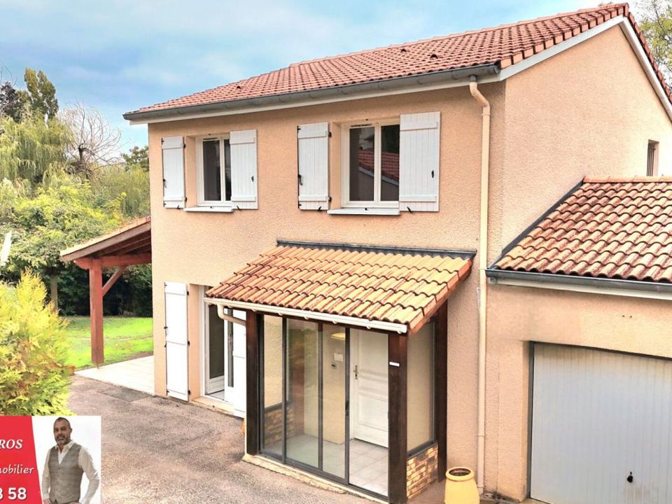 Villa i Saint-Etienne, Loire - foto 1