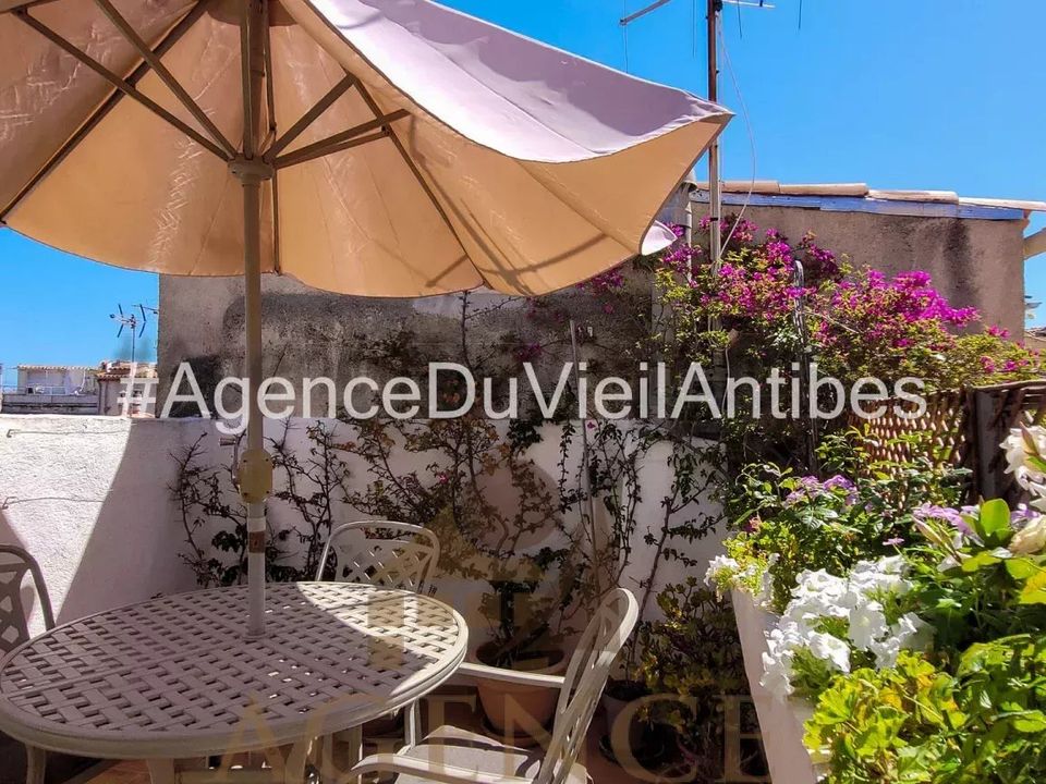 Villa i Antibes, Alpes-Maritimes - foto 1