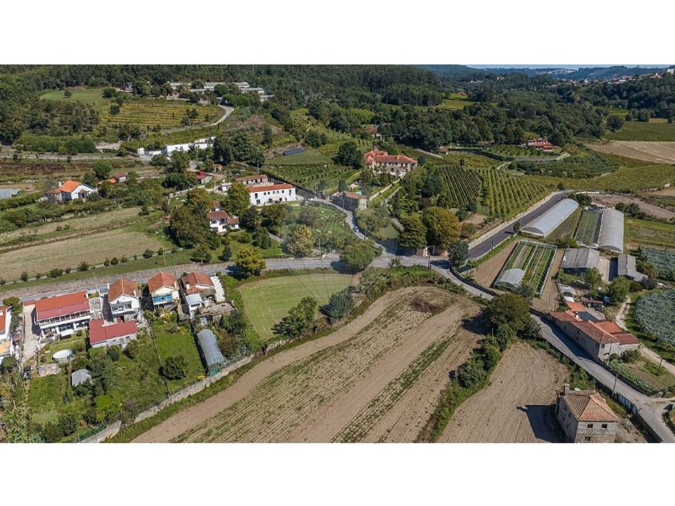 Helårsgrund i Vila Nova de Famalicao, Braga - foto 1
