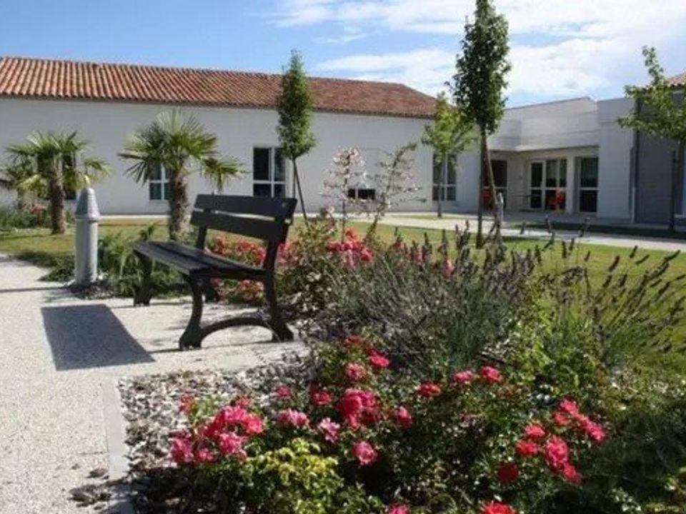 Erhvervsejendom i Saint-Sulpice-de-Royan, Charente-Maritime - foto 5