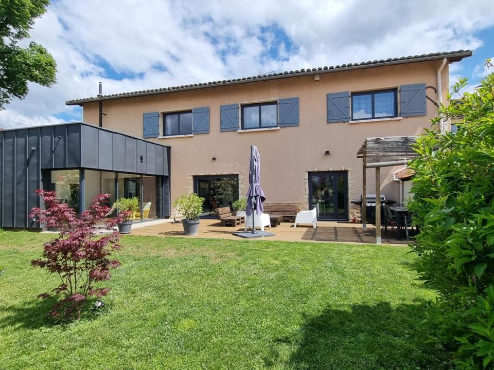Villa i Les Chères, Rhone - foto 1
