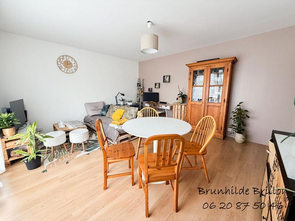 Apartamento en Lens, Pas-de-Calais - foto 2