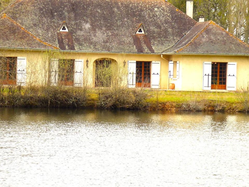 Villa i Saint-Denis-de-Pile, Gironde - foto 1