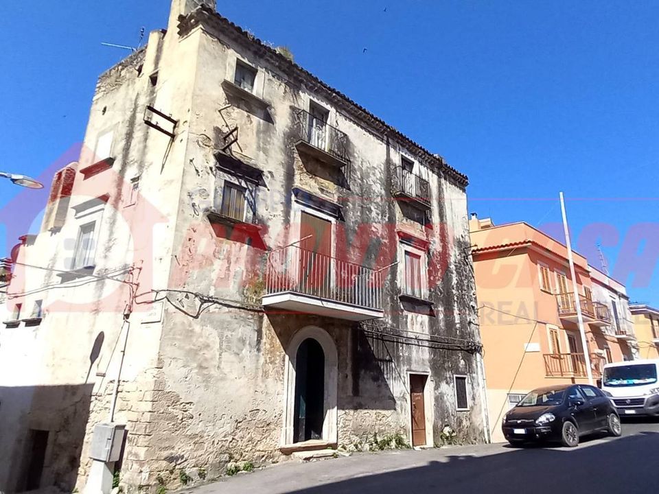 Erhvervsejendom i Vico del Gargano, Foggia - foto 1