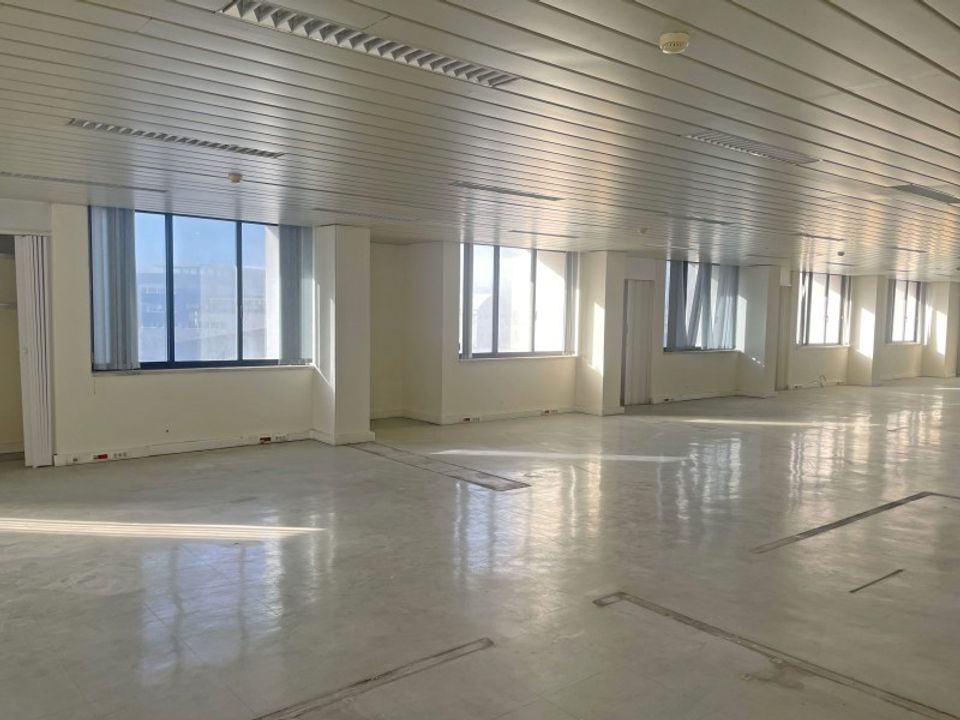Erhvervsejendom i Sacavem, Lisbon - foto 2