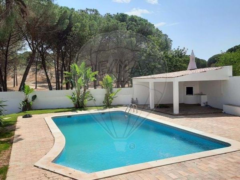 Villa in Loule, Faro - photo 3