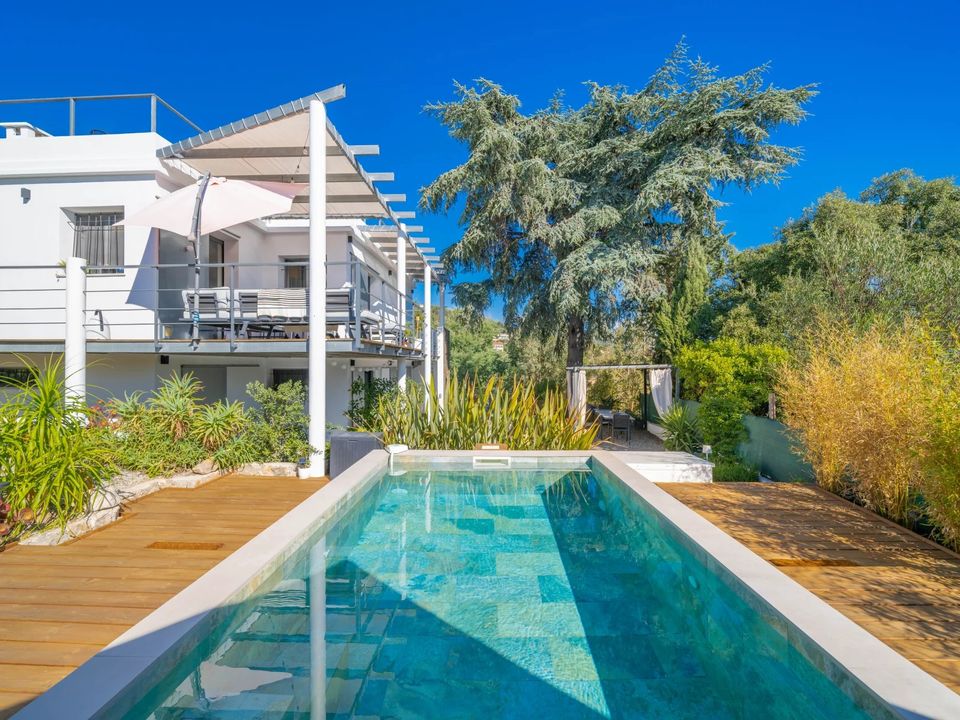 Villa i Mandelieu-la-Napoule, Alpes-Maritimes - foto 1