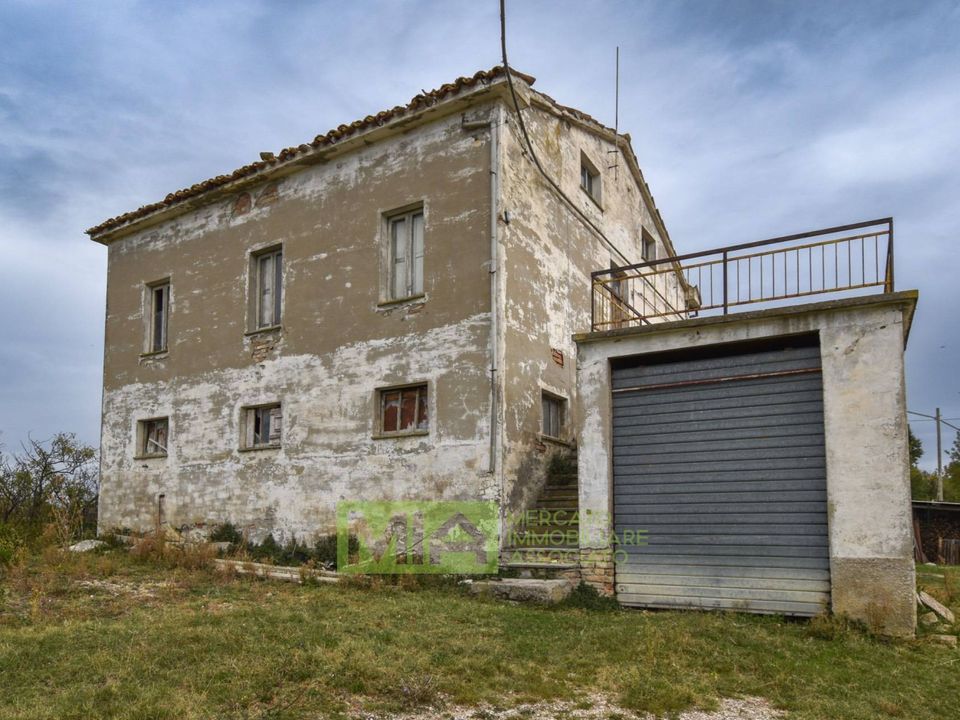 Landejendom i Santa Vittoria in Matenano, Fermo - foto 2