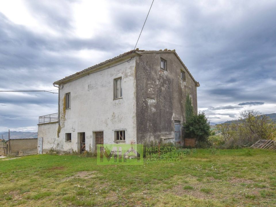 Landejendom i Santa Vittoria in Matenano, Fermo - foto 5