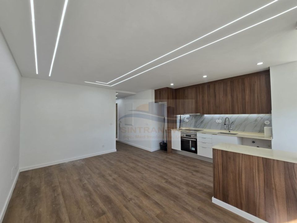 Lejlighed i Amadora, Lisbon - foto 4