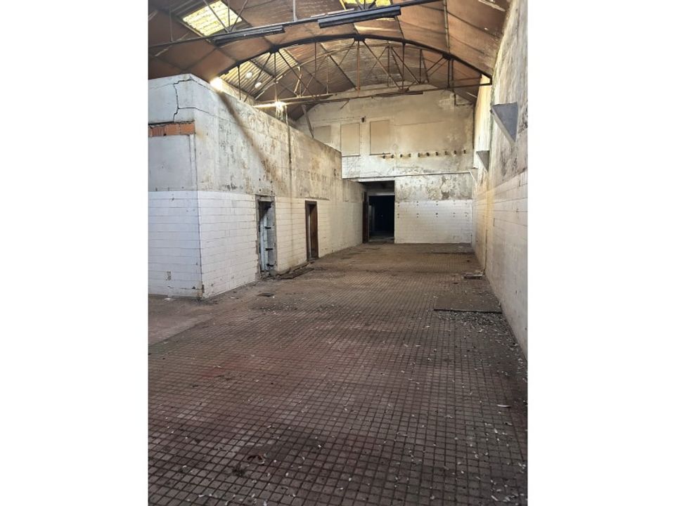 Erhvervsejendom i Milheiros, Porto - foto 5
