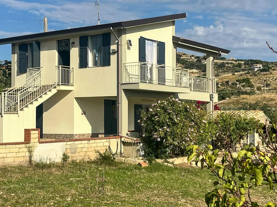 Villa en Palma di Montechiaro, Agrigento - foto 3