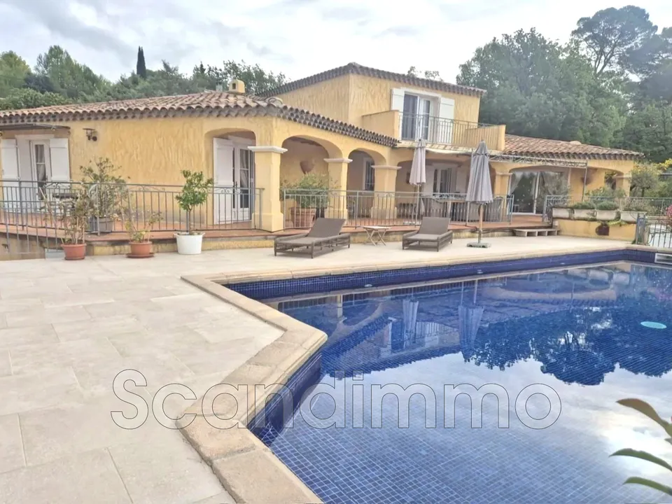 Villa i Saint-Antonin-du-Var, Var - foto 1