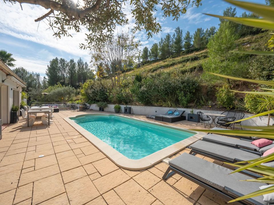 Villa i Allauch, Bouches-du-Rhone - bilde 1