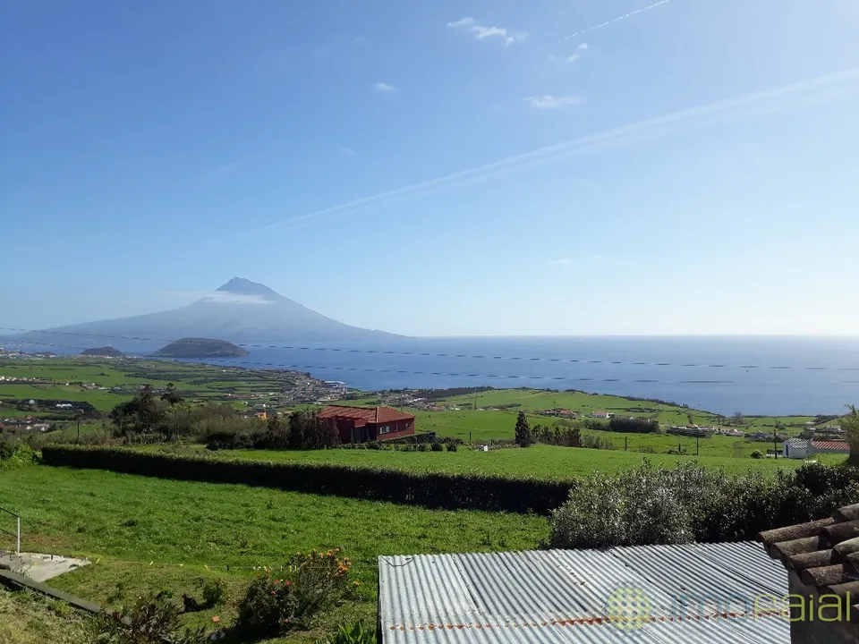 Byhus i Horta, Faial - foto 1