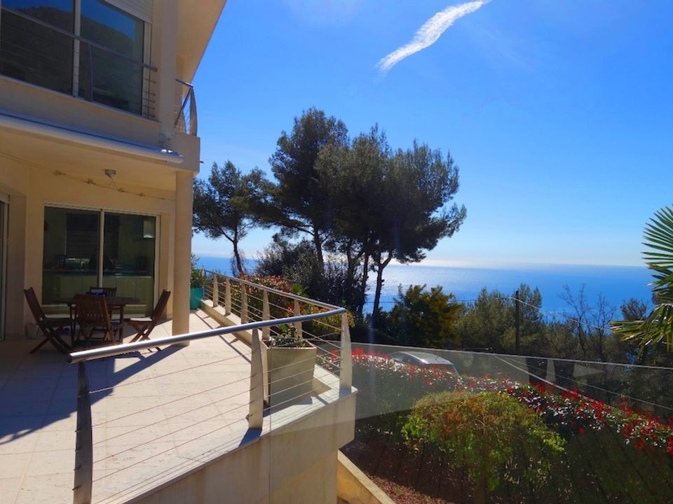 Villa i Roquebrune-Cap-Martin, Alpes-Maritimes - foto 1