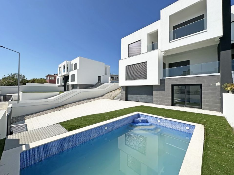 Byhus i Corroios, Setubal - foto 1
