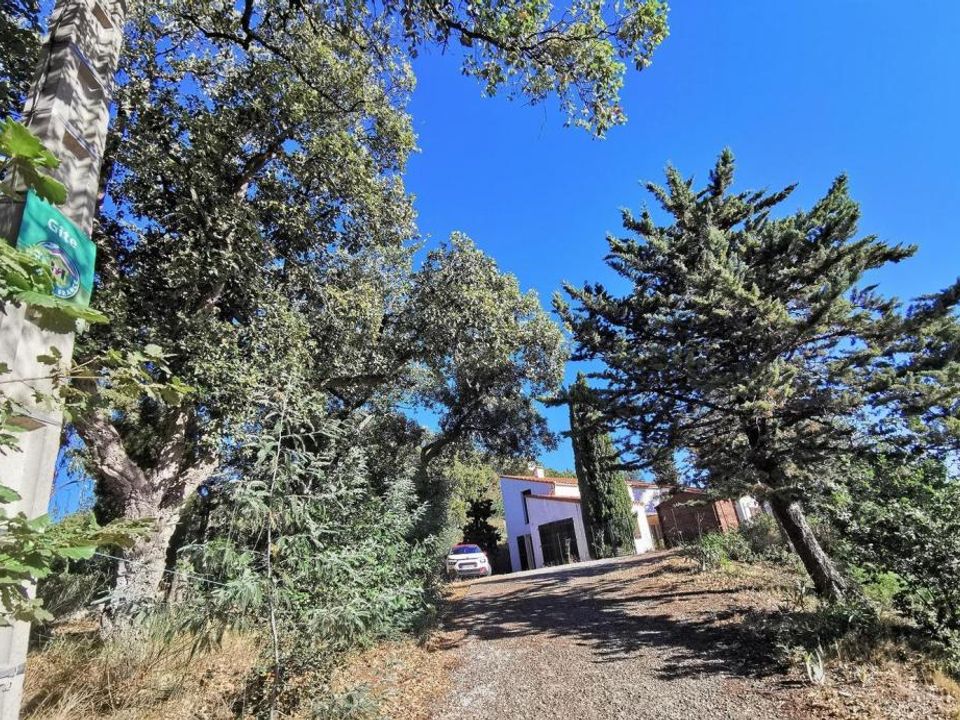 Villa i Montesquieu-des-Alberes, Pyrenees-Orientales - foto 1