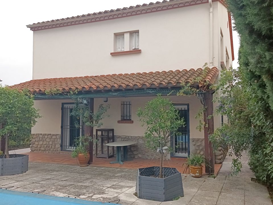 Villa i Le Boulou, Pyrenees-Orientales - foto 2