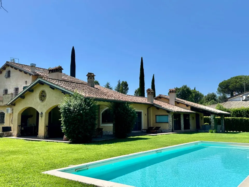 Villa a Rome, Rome - foto 1