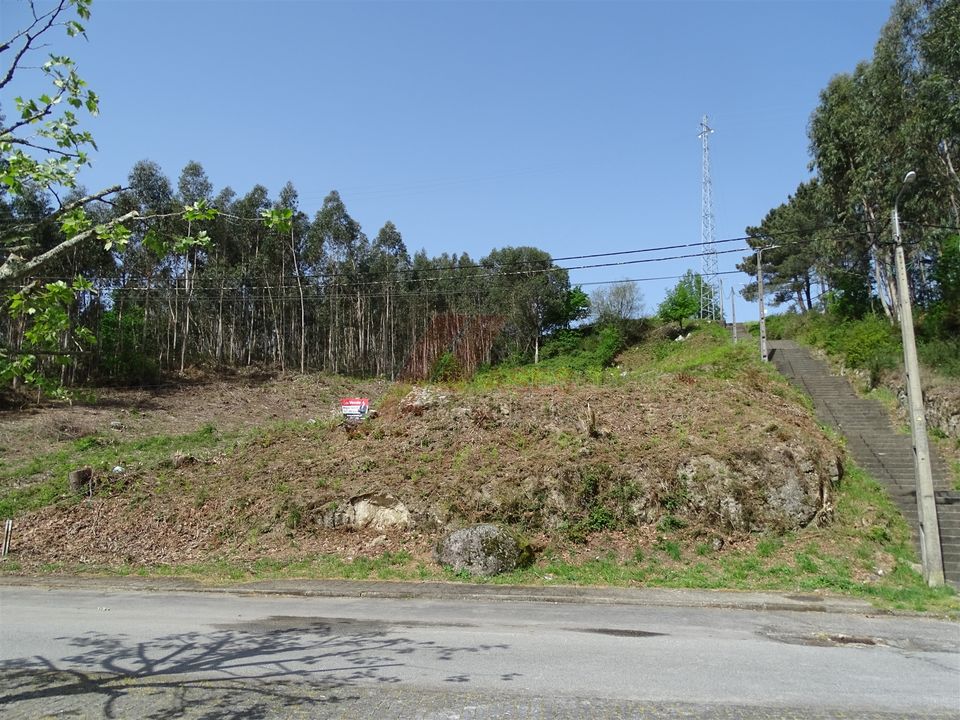 Grond in Fafe, Braga - foto 1